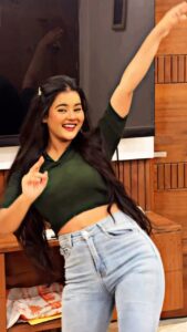 Actress Gungun Gupta HD Photos and Wallpapers October 2024