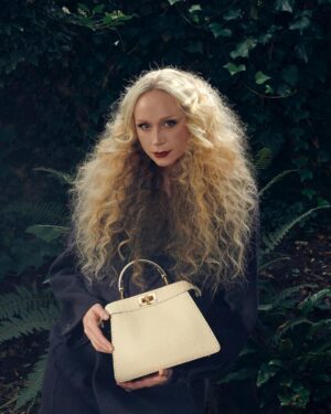 Gwendoline Christie Instagram - #FendiPeekABoo
@Fendi

I love you, yes I do. ♥️

#Ad