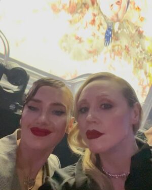 Gwendoline Christie Instagram - RAY OF LIGHT.

THANK YOU FOR BEING ASTOUNDING @madonna 

❤️‍🔥🙌👑