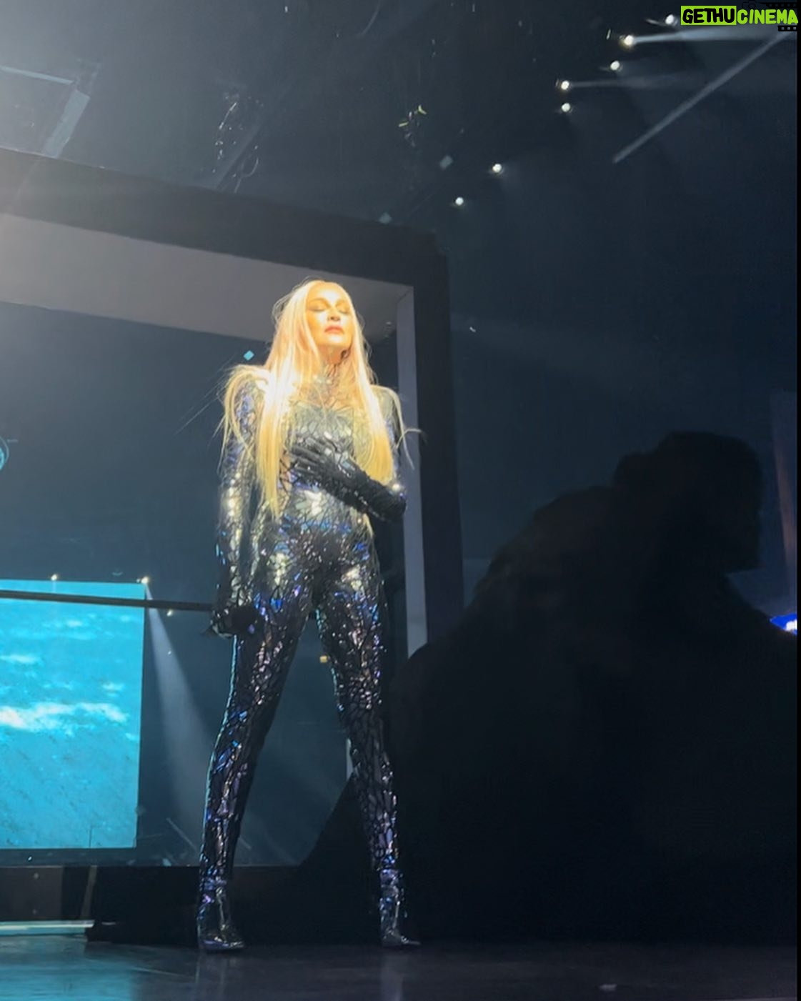 Gwendoline Christie - 104.9K Likes - RAY OF LIGHT.
THANK YOU FOR BEING ASTOUNDING @madonna
❤️🔥🙌👑