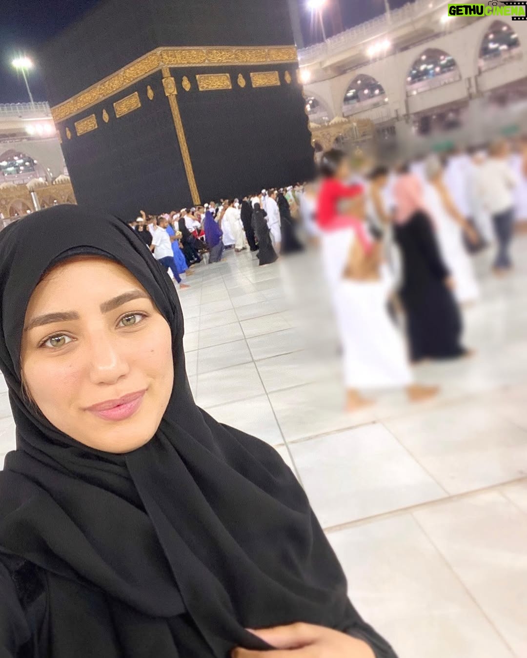 Haidy Moussa - 47.6K Likes - "اللهُمَّ زِدْ هذا البيتَ تشريفًا وتعظيمًا وتكريمًا ومهابةً وزِدْ مَن شرَّفَهُ وَعَظَّمَهُ ممن حَجَّه أو اعْتَمَرَه تشريفًا وتكريمًا وتعظيمًا وبِراً
#saudiarabia #mekkah #haidymoussa