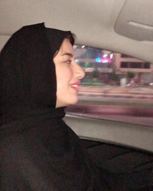 Haidy Moussa Instagram - و كف المصطفى كالورد نادي 
و عطرها يبقى اذا مست ايادي 
اللهم صل و سلم و بارك على سيدنا محمد