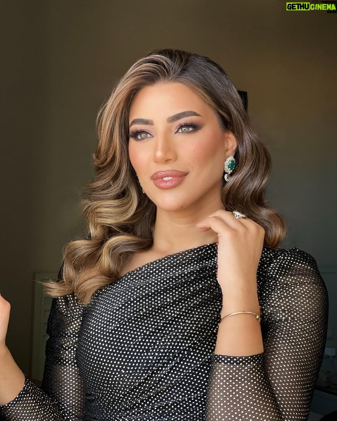 Haidy Moussa - 7.3K Likes - شكراا لكل الي اهتم بيا اليوم دا
Dress @aisha.couture.eg
Makeup @mariana.nathan.makeup
Hairdresser @monicaramzyhairdresser
Photographer @maro_youssef_photography