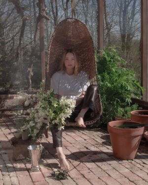 Haley Bennett Instagram - My garden in spring.

I’m leaving for LA tomorrow for six weeks of work, but before I go, I wanted to share a little moment of celebration. I’ve spent the past month preparing the garden, planting, pruning, waiting, and now, the first signs of spring are beginning to bloom.

Gardening grounds me. It nourishes me. It reminds me to slow down and notice the beauty in small things.

On this UK Mother’s Day, I’m honoring the divine feminine, the spirit of Mother Nature, the mother in me, and the mother in you.

These photographs were made in collaboration with dreamy Hana Snow @hana.snow , using flowers I gathered from our garden, an offering to the season.

 #SpringAwakening #MotherNature #MothersDay #FemaleDivine #InBloom #GardenRituals #MadeWithLove