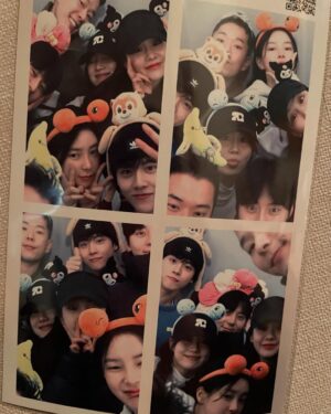 Han Ji-eun Instagram - 🖤🤍