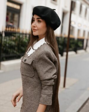 Hana Al Zahed Instagram - “Bonjour from Paris! ✨ Celebrating Eid in the beautiful city of lights. Stay tuned for exciting new movies coming your way soon! Wishing you all joy and happiness this Eid.

#eidmubarak 🤍