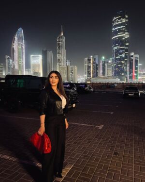 Hanadi Al-Kandari Instagram - وطني الكويت سلمت للمجد 🇰🇼
#الكويت #الكويتيات #الكويتيه #الكويت🇰🇼 #كويت #كويتي_وافتخر #كويتي