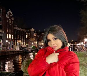 Hanane El Khader Instagram - #amsterdam #cold #hananeelkhader