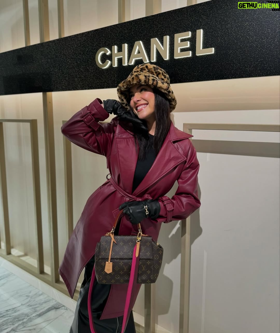 Hanane El Khader - 72.6K Likes - سنة جديدة على الابواب كنتمنى ليكم سنة مليئة بالإنجازات واللحظات الزوينة والصحة والنجاح
انتم مصدر قوتي وفخورة بحبكم ودعمكم💫💪🏻 #hananeelkhader #2025goals #حنان_الخضر