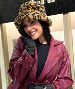 Hanane El Khader Instagram - سنة جديدة على الابواب كنتمنى ليكم سنة مليئة بالإنجازات واللحظات الزوينة والصحة والنجاح 
انتم مصدر قوتي وفخورة بحبكم ودعمكم💫💪🏻 #hananeelkhader #2025goals #حنان_الخضر