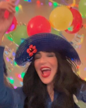 Hanane el-Fadili Instagram - Bonne année ♥️😘😘