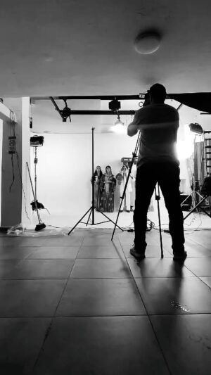 Hanane el-Fadili Instagram - Soon ….. ❤️ @youness_hamiddine  @rochdielfadili  @r_i_z_z_.  @slimou_bd  @yahyaoui.abdellah1