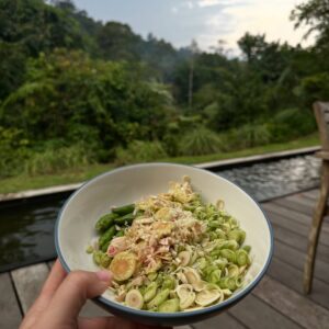 Hannah Al Rashid Instagram - Tangkahan, thank you! 🤍✨

First time doing a big family trip since we were kids 🥹 
So many wonderful memories made, truly in awe of Allah’s creation, Subhanallah. The way every stress evaporated from my mind the minute we arrived. To wake up to the sounds of the jungle, the river, the torrential rain…the endless laughter of this bonkers family. 

Forever grateful.

Thank you @terrariotangkahan and all our Abangs there for looking after us so well 🫶🏼 Makasih juga kaks @andifyahya 

#goblokglam