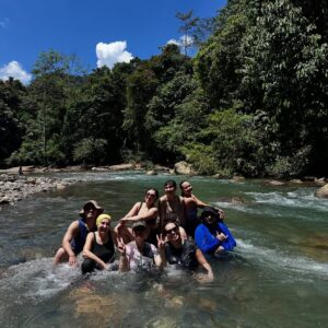 Hannah Al Rashid Instagram - Tangkahan, thank you! 🤍✨

First time doing a big family trip since we were kids 🥹 
So many wonderful memories made, truly in awe of Allah’s creation, Subhanallah. The way every stress evaporated from my mind the minute we arrived. To wake up to the sounds of the jungle, the river, the torrential rain…the endless laughter of this bonkers family. 

Forever grateful.

Thank you @terrariotangkahan and all our Abangs there for looking after us so well 🫶🏼 Makasih juga kaks @andifyahya 

#goblokglam