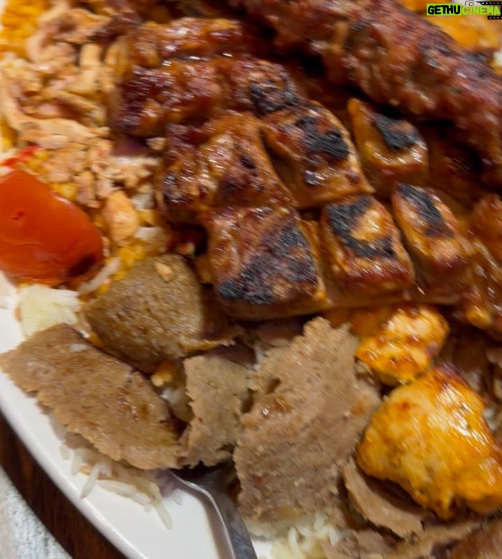 Hannah Al Rashid - 7.9K Likes - Alhamdulillah bisa merasakan puasa sebentar di rumah bersama Mama โจ๐ธ๐
The hardest thing about heading back to london for Ramadan is not being able to plan my days around food as usual ๐คฃ๐คฃ๐คฃ but managed to get in some incredible iftars amongst friends and loved ones. Also met my first love, kebabs, on multiple occasions. Alhamdulillah.
Semoga sisa bulan suci ini membawa berkah yang melimpah untuk kalian dan keluarga kalian semua โจ๐ค๐๐ผ
#goblokglam