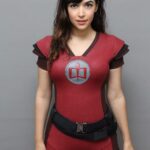 Hannah Simone