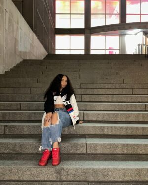 Hannaha Hall Instagram - she outside.

@dtlrofficial 
#airmaxday