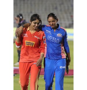Harleen Deol Instagram - Wpl 2025 🧡