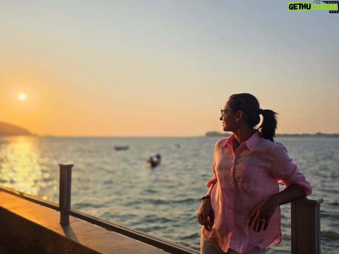 Harmanpreet Kaur - 196.6K Likes - Just a moment between moments >>