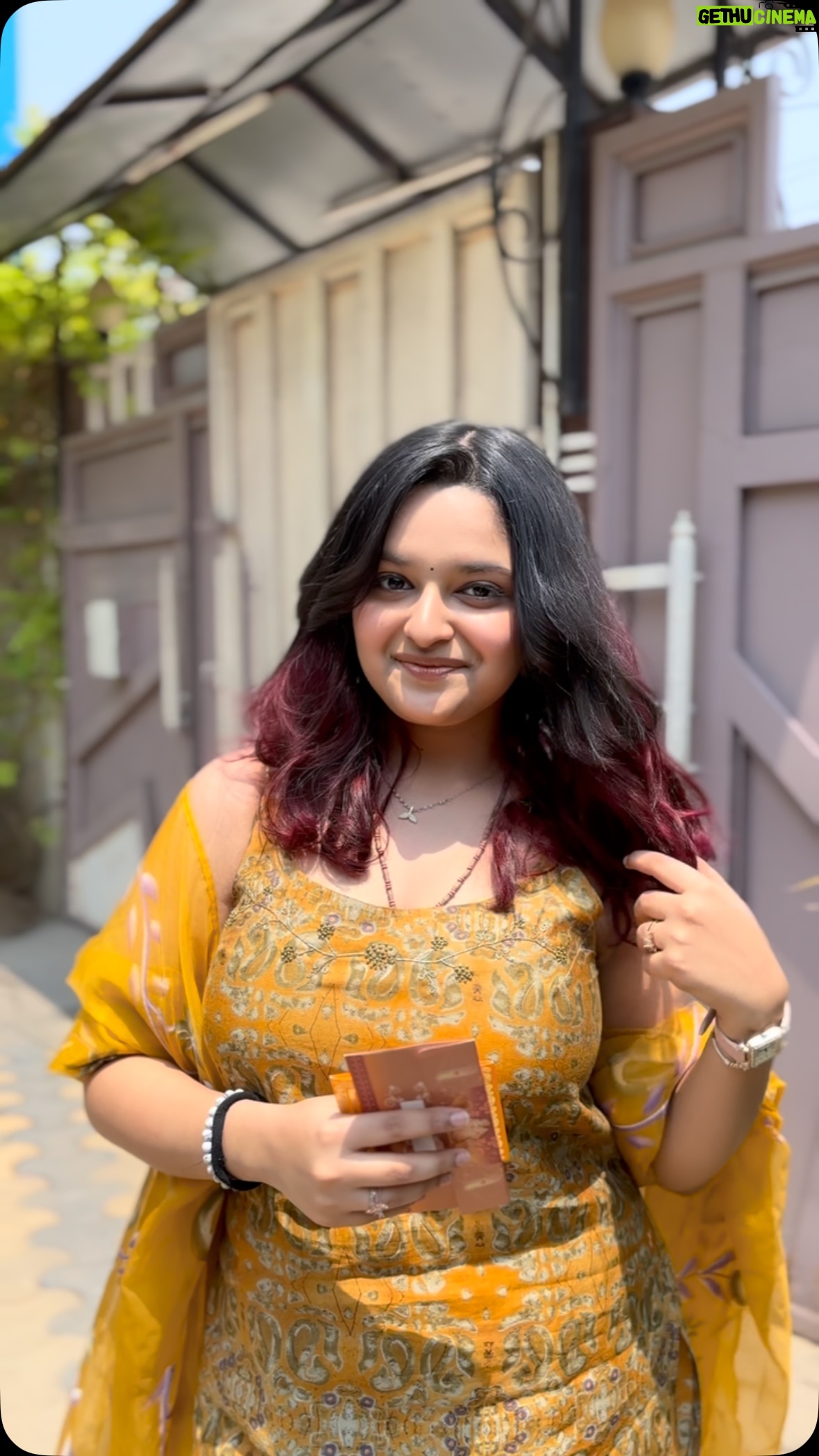 Harshita Ojha - 1.8K Likes - A cute lil fit check 🎀✨
#fitcheck #outfit #traditional #harshitaojha #veera