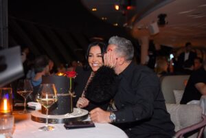 Haya Karazon Instagram - ثُم يأتي من يحمل لكِ الحب في قلبه وقوله وفعله 🕊️🤍
عيد ميلادك هو مناسبة للاحتفال بك، بضحكتك التي تضيء أيامي، وبحبك الذي يملأ حياتي دفئًا وسعادة.
كل عام وأنت أجمل ما حصل لي في هذه الدنيا. أحبك من كل قلبي ❤️
o❤️🕊️H 
#fashion #bloggerstyle #amman #palstine 
‎‏#love #eyemakeup #beauty #makeuplooks #explore #dubai #kuwait #glow #مكياج#photoshoot #palestine🇵🇸#اكسبلور_explore #الاردن #ماكياج #lifestyle #الامارات🇦🇪 #السعودية #قطر #مصر #explorepage #hairstyles #model#bloggerstyleاكسبو
