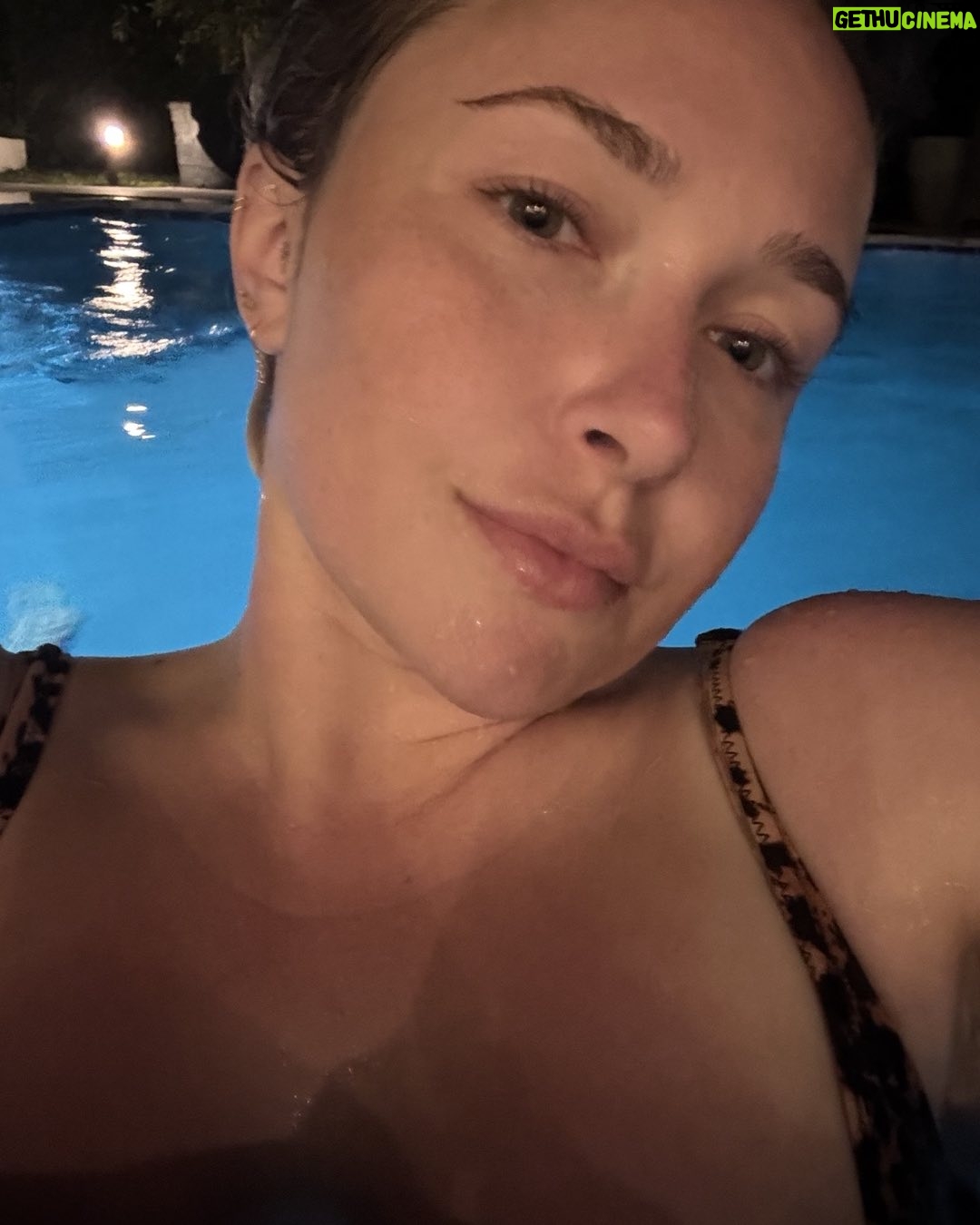 Hayden Panettiere - 30.1K Likes - #PoolParty
