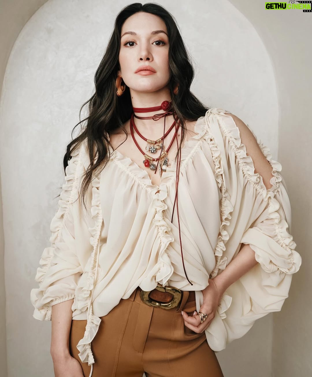 Hazal Subaşı - 150.5K Likes - İpekyol kadını sensin! 🤍