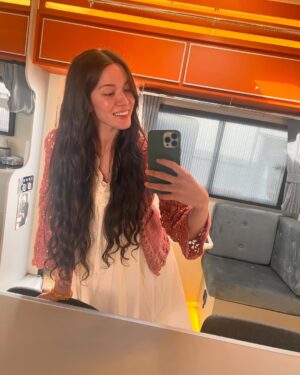 Hazal Subaşı Instagram - #Sahipsizler 🧸 dumppp
Bu akşammm ilk bölümümüzle @startv deyiizz🥳🤍