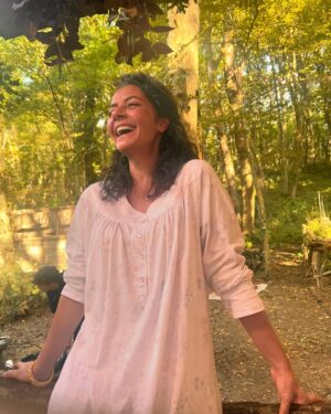 Hazal Subaşı Instagram - #Sahipsizler 🧸 dumppp
Bu akşammm ilk bölümümüzle @startv deyiizz🥳🤍