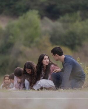 Hazal Subaşı Instagram - #Sahipsizler 🧸 dumppp
Bu akşammm ilk bölümümüzle @startv deyiizz🥳🤍