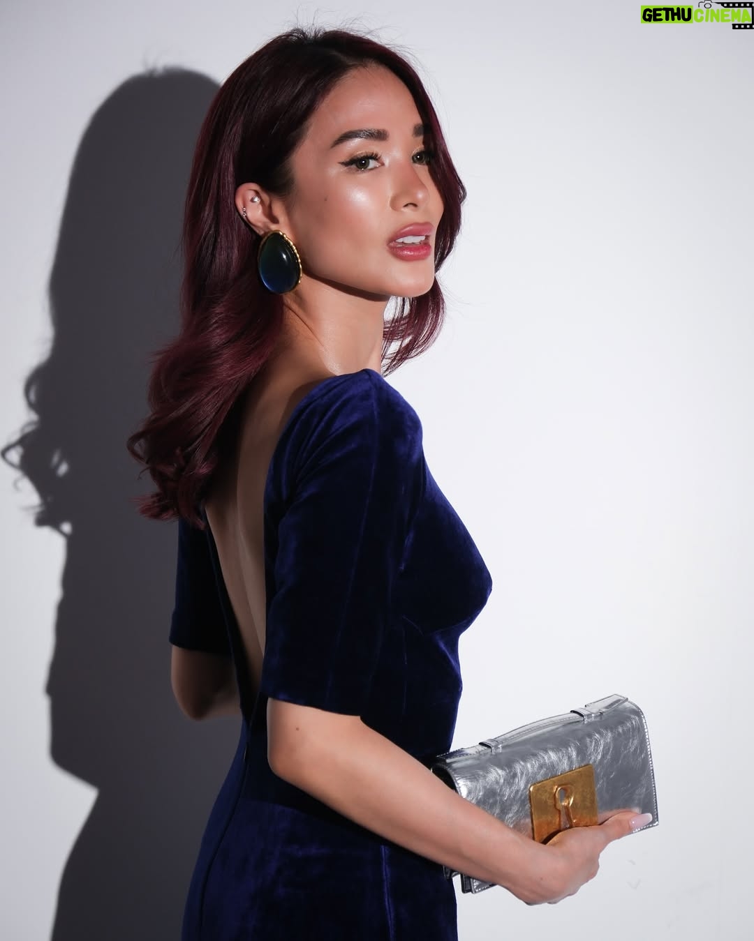 Heart Evangelista - 156.1K Likes - Casual , darling 🍸 @schiaparelli
📸 @andreisuleik