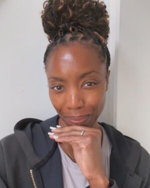 Heather Headley Instagram - Let me confess:

When I signed on to do @sweetmagnoliasnetflix , I truly thought we’d only do one season. ONE! Maybe two if we were lucky enough. 
The fact that we are getting prepared to go into Season #FIVE is not lost on me. I’m humbled by it. That’s not ‘luck,’ it is a testimony to this gift from God in the form of our writers, producers, our cast and crew, our Netflix team…and most of all…
YOU!!
Thanks to you, and your support and love for the show, we get to peek into #Serenity again. 
We’re all honored, and excited and so ready to see all the juicy secrets that lie  ahead. 
Helen and I are as well😉! 

With sincere thanks…
Heather.

🌸🌸🌸🌸…🌸