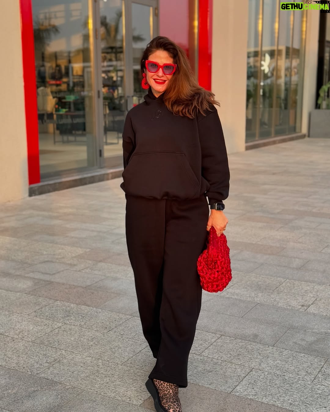 Heidy Karam - 44.3K Likes - Styled by the one and only @antikka.eg  clutch from @aidaclothingjewelry