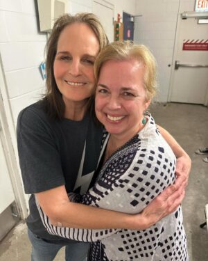 Helen Hunt Instagram - Meet DOCTOR Lori Myers whose performance in @davidmcromer Our Town hit me so hard I couldn’t go backstage to tell her. She had to come out to where I was sitting and wait for my weeping to subside. Incredible actor and so generous to come to Betrayal. 

@lorimyersnotinourhouse 
@davidmcromer 
@goodmantheatre
