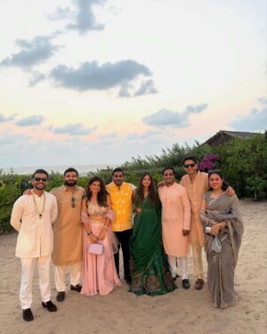 Hemal Ingle Instagram - Who said wedding szn was over?