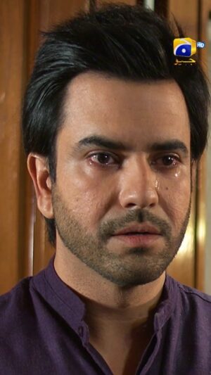 Hina Altaf Instagram - Do you think Umair deserves this forgiveness?

To find out, watch the last episode of Mehroom tomorrow at 9 PM on Geo Entertainment!

#7thSkyEntertainment #GeoEntertainment #GeoTV #HarPalGeo #AbdullahKadwani #AsadQureshi #MazharMoin #RadainShah #HinaAltaf #JunaidKhan #HashaamKhan #KashifMahmood #JuvariaAbbasi #SanaNadir
