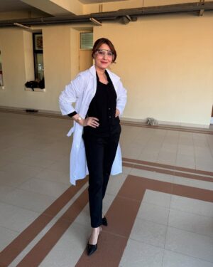 Hina Altaf Instagram - Meet Hamna, a qualified Chemical Engineer! Her story is coming soon to screens! @greenentertainment.official  @multiverse.ent.official