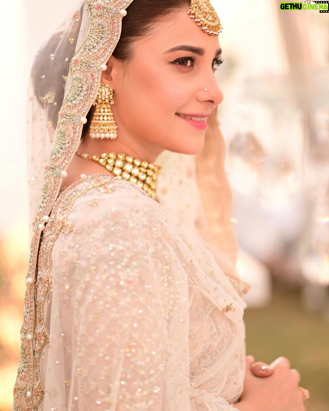 Hina Altaf - 45.5K Likes - Zaira got married ! @harpalgeotv
Wardrobe @farahtalibaziz
Jewellery @kohar_jewel
Hair and makeup @sanabutt54
Photographer @abdulmohseearts