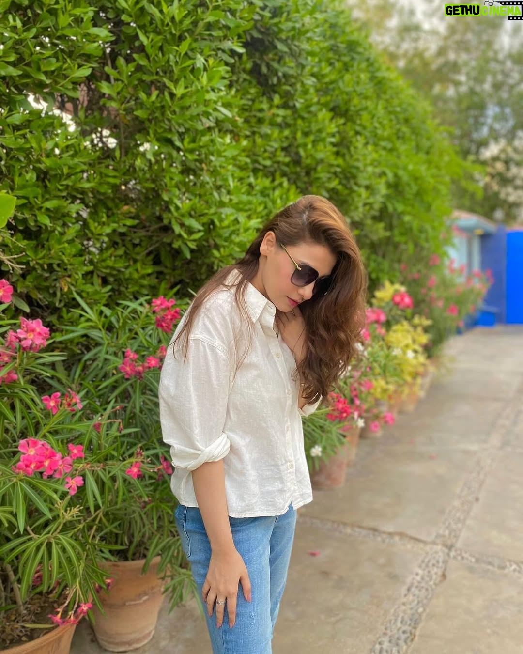 Hina Altaf - 50K Likes -