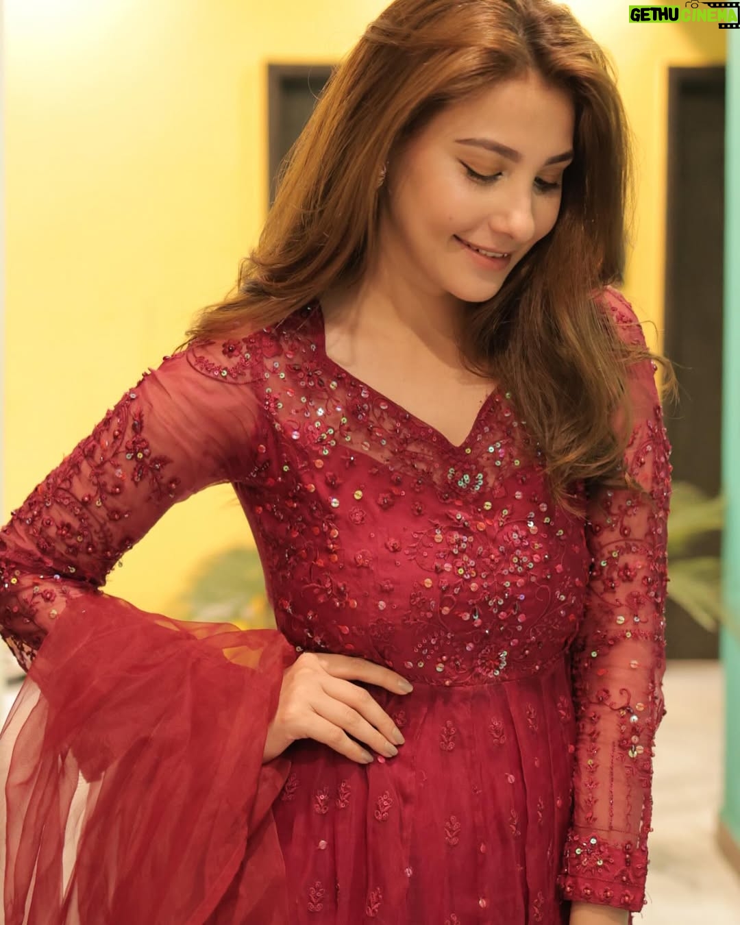 Hina Altaf - 33.8K Likes - @wajahatmansoorofficial 🤍♥️