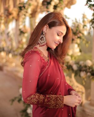 Hina Altaf Instagram - 🤍💃