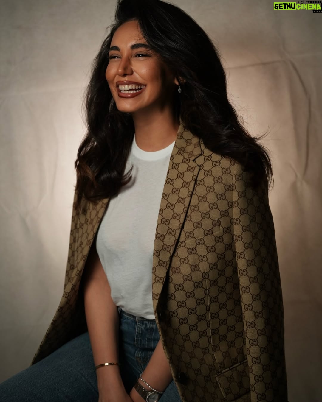 Hind Nizar - 39.9K Likes - OMEGA
@swissgalleryofficial
.
@mahmod.alrawi
@amjad_hairstylist1