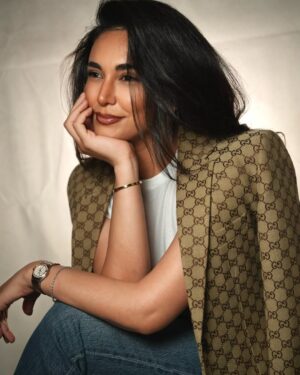 Hind Nizar Instagram - OMEGA
@swissgalleryofficial 
.
@mahmod.alrawi 
@amjad_hairstylist1