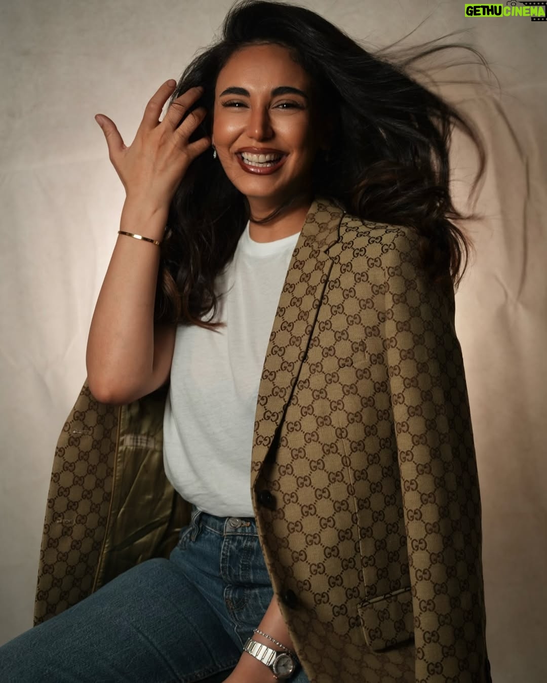Hind Nizar - 39.9K Likes - OMEGA
@swissgalleryofficial
.
@mahmod.alrawi
@amjad_hairstylist1