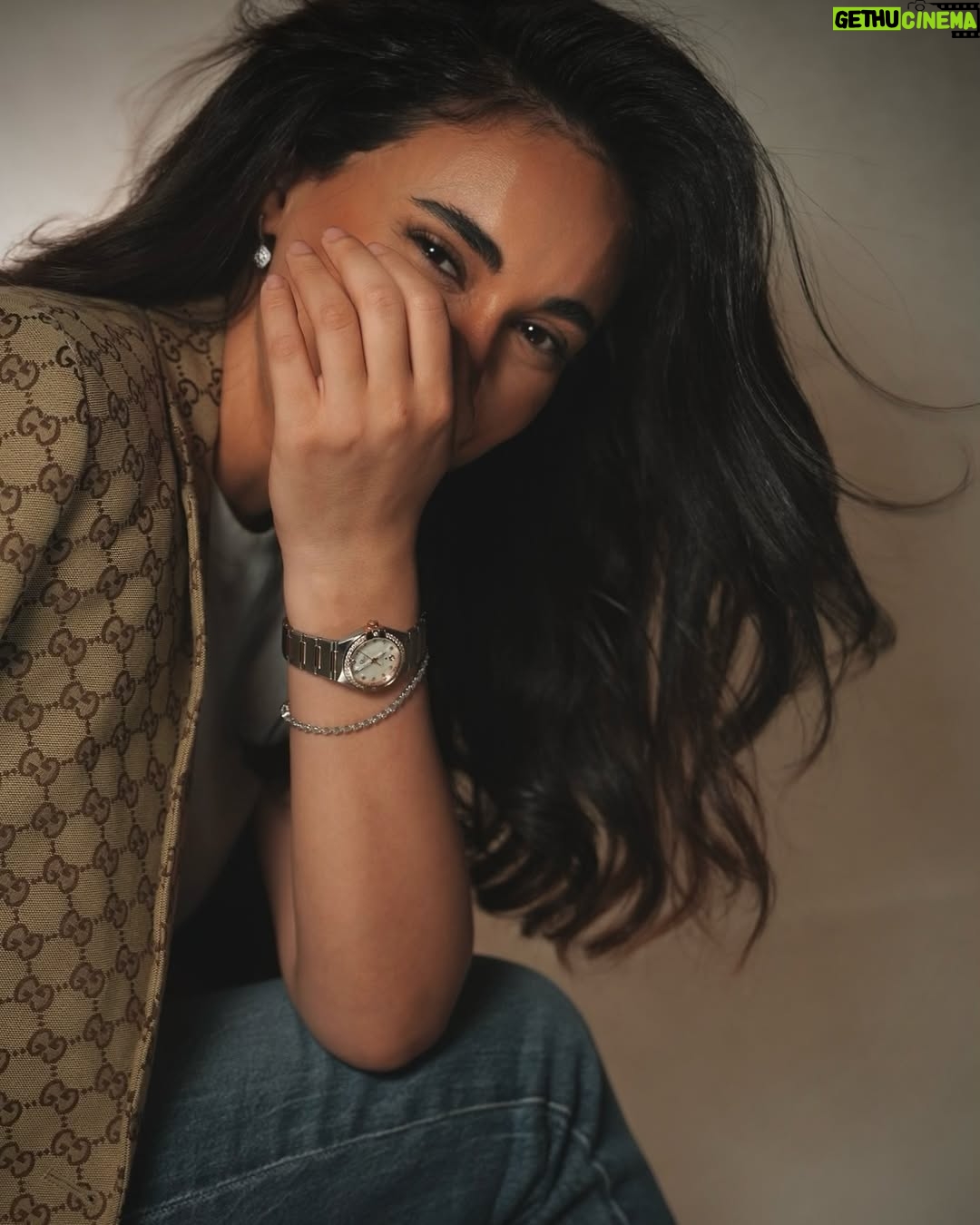 Hind Nizar - 39.9K Likes - OMEGA
@swissgalleryofficial
.
@mahmod.alrawi
@amjad_hairstylist1
