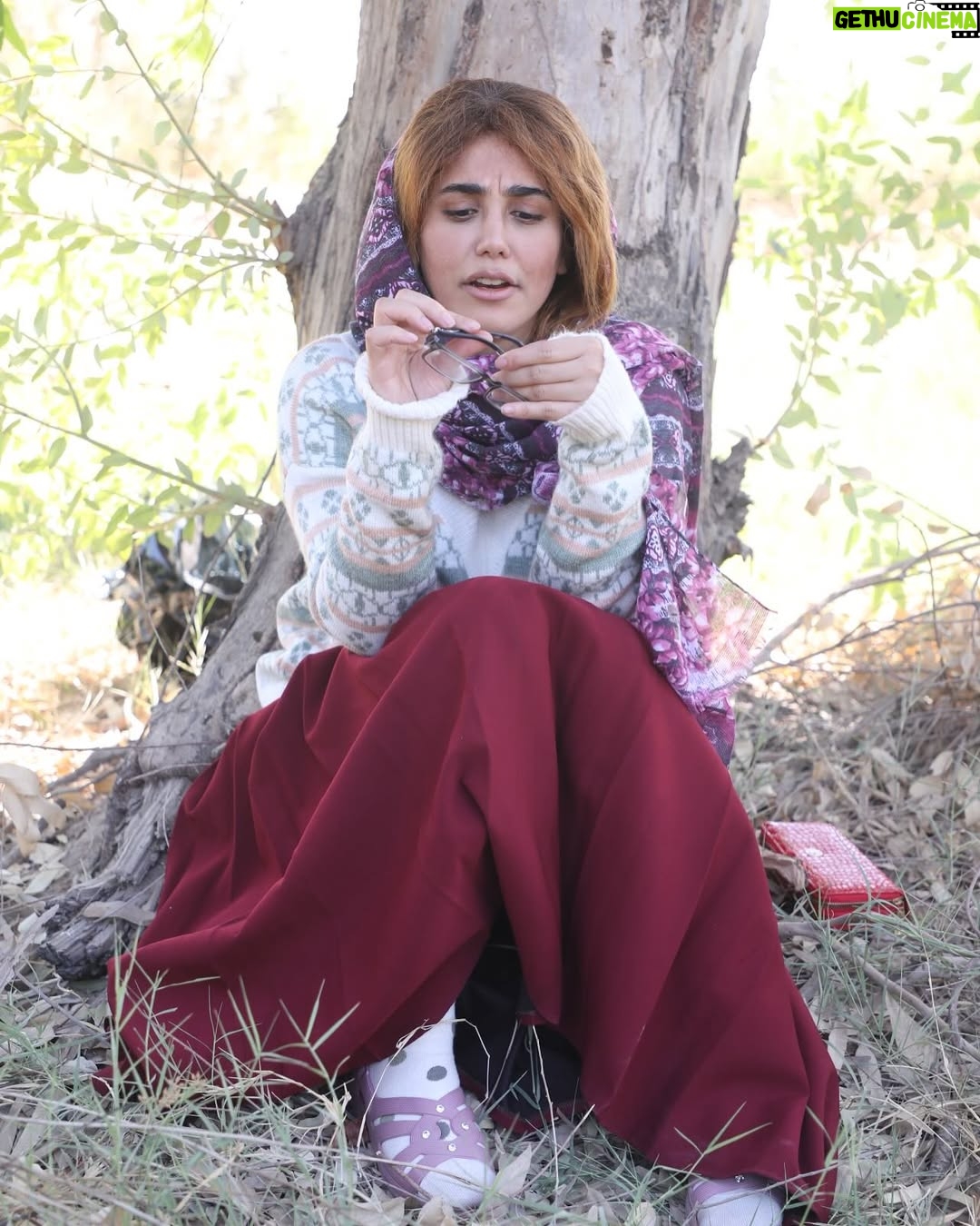 Hind Nizar - 72.8K Likes - رأيكم بورده🌷 ورده قبل التنظيف والجلف🫣🤗