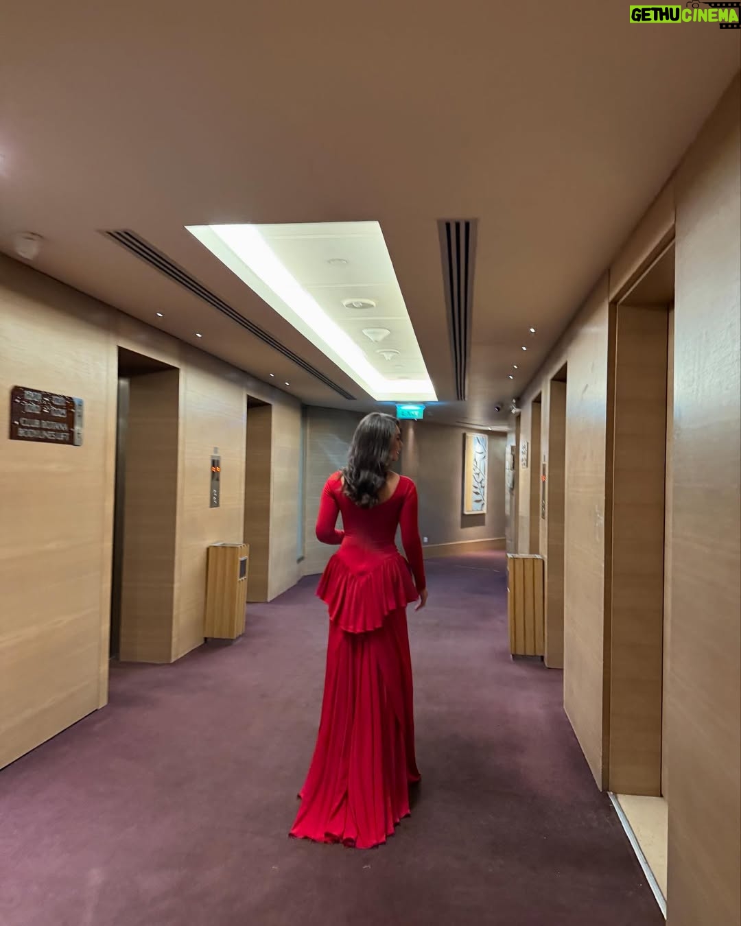 Hind Nizar - 56.7K Likes - عيدسعيد❤️
.
jewelry @swissgalleryofficial
dress @fa.fatima.alhashimi
makeup @ieebo_m.u.a
Stylist @elimchantaf