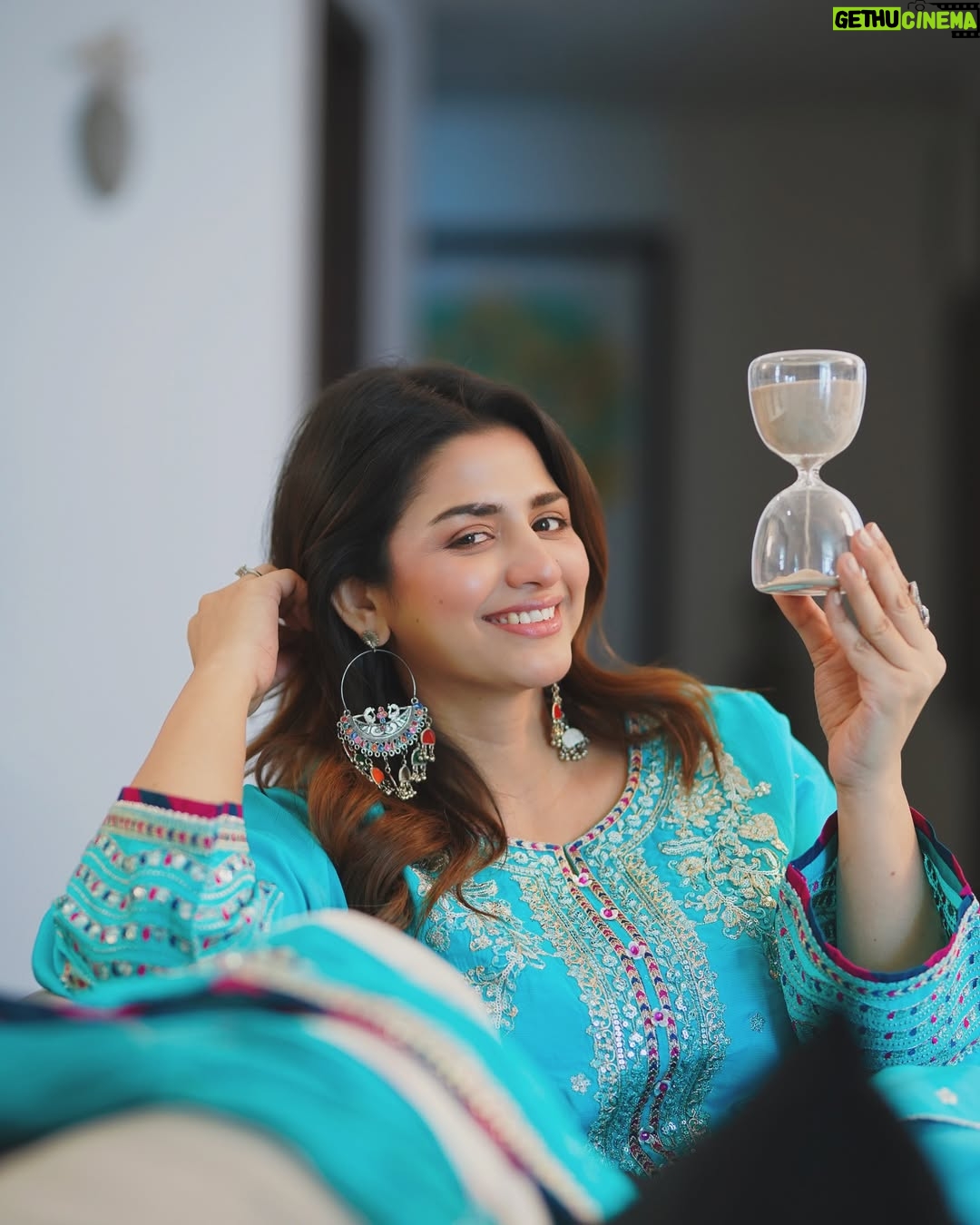 Hira Soomro - 19K Likes - 🙈🤷🏻♀️ I’m millennial …………
@aneelas_collection
@areebaziz960