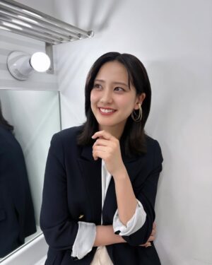 Hirona Yamazaki Instagram - 🥕
#文化放送
#ヒトハト
公開収録ありがとうございました。
#写真たくさん載せると良いって聞いたよ？