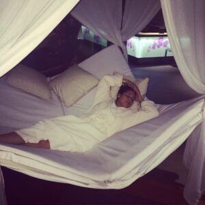 Hoda Saad Instagram - Bonne nuit 😴